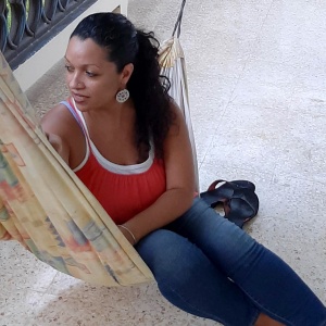 Yasmin Hernandez. Diasporicans moving to Puerto Rico. Remezcla.